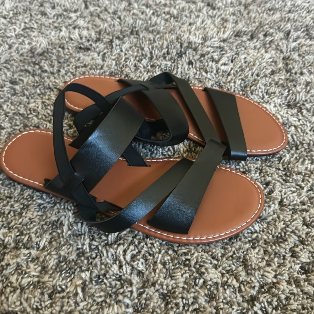 Brand new never worn, black and tan womens sandals. Size 9